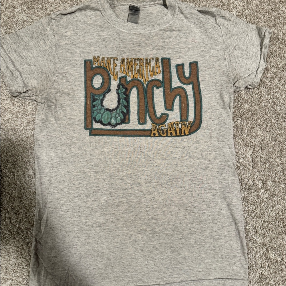 Women Graphic Tee - Gray with Fun Design size small